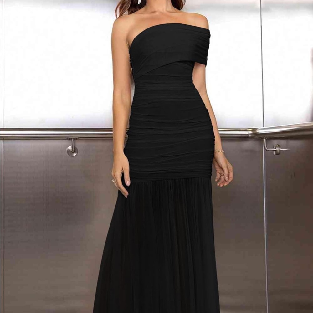 Amazon Elegant Long Dress One Shoulder Sleeveless Ruched Bodycon Evening Dress - Picture 3 of 8